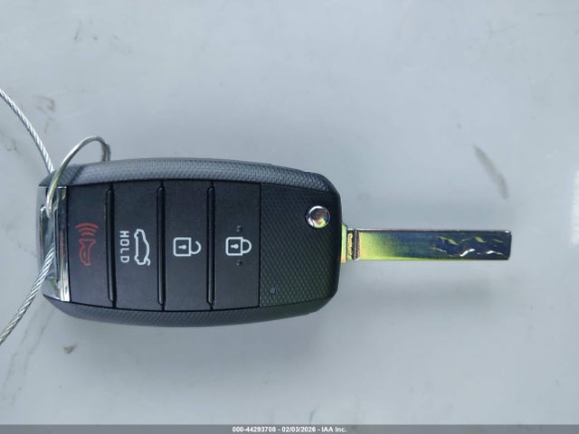 3KPA24AB8KE214427 KIA RIO S