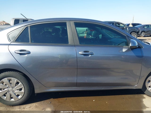 3KPA24AB8KE214427 KIA RIO S