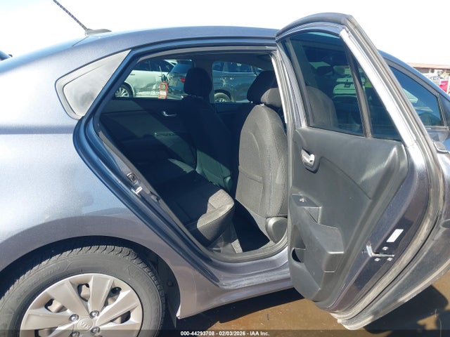 3KPA24AB8KE214427 KIA RIO S