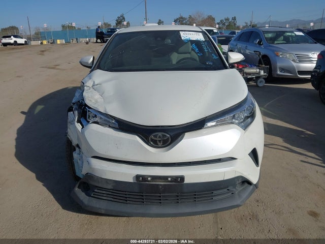 JTNKHMBX5K1012723 Toyota C-HR XLE