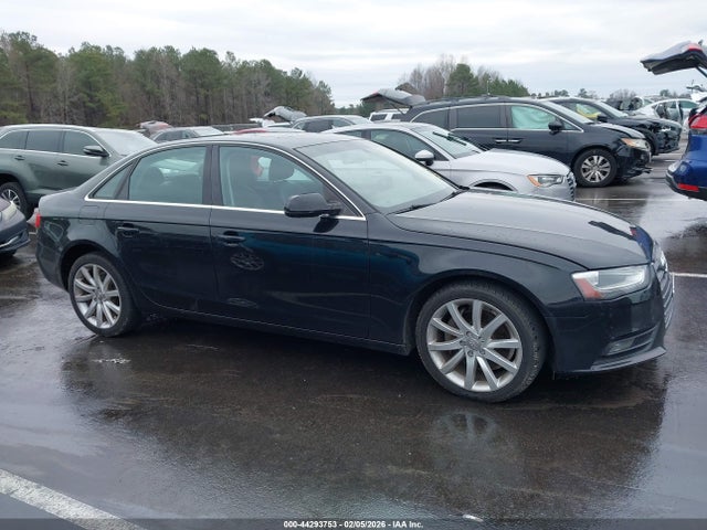 2013 Audi A4 2.0t Premium მანქანა იყიდება აუქციონზე, vin: WAUBFAFL4DN048931, აუქციონის ნომერი: 44293753