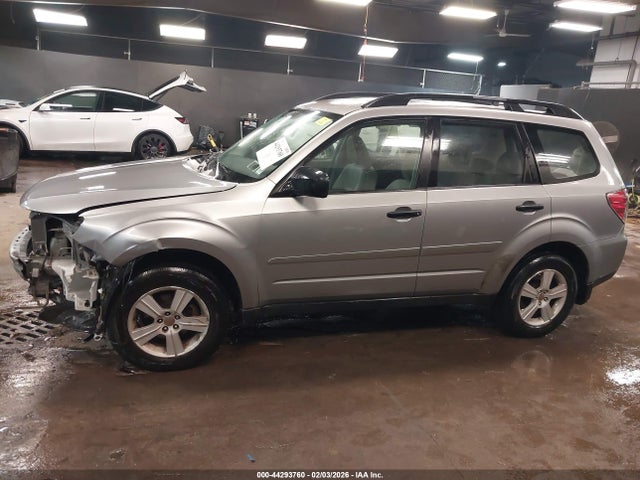 44293760 :رقم المزاد ، JF2SH6BC1AH768375 vin ، 2010 Subaru Forester 2.5x مزاد بيع
