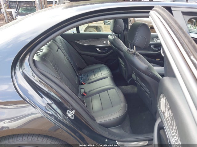 Продаж на аукціоні авто 2022 Mercedes-benz E 350, vin: W1KZF8DB0NB097962, номер лоту: 44293784