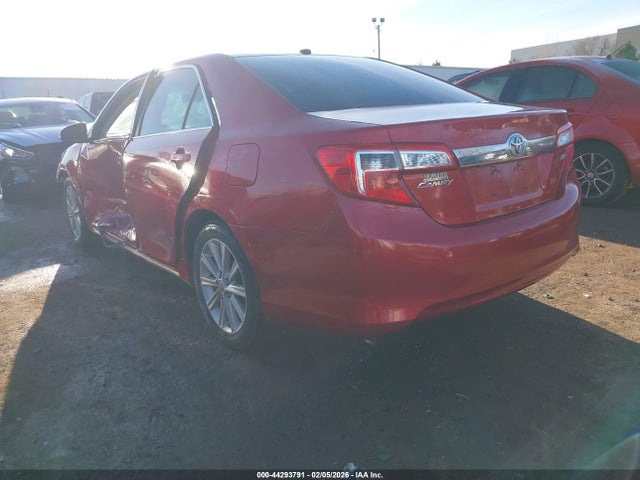 2014 TOYOTA CAMRY 4T4BF1FK2ER428708 Photo 2
