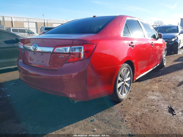 2014 TOYOTA CAMRY 4T4BF1FK2ER428708 Photo 3