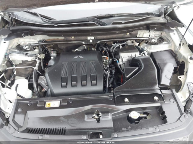 2022 MITSUBISHI ECLIPSE CROSS JA4ATVAA8NZ058368 Photo 9