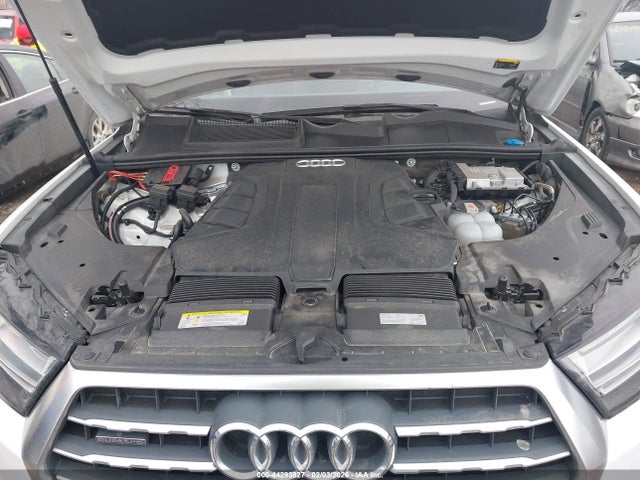 2019 AUDI Q7 WA1LAAF72KD020759 Photo 9