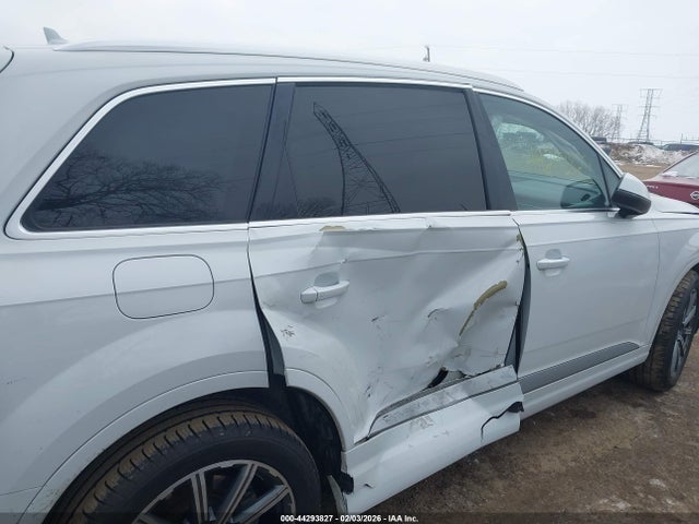 2019 AUDI Q7 WA1LAAF72KD020759 Photo 5