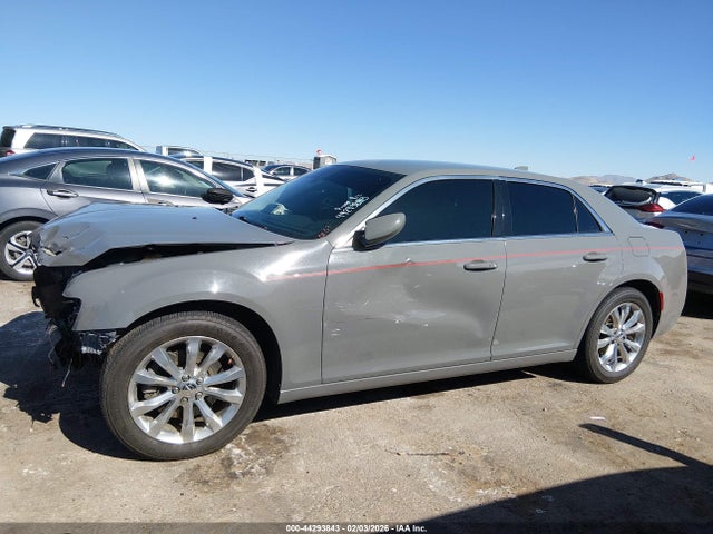 Продажа на аукционе авто 2019 Chrysler 300 Touring Awd, vin: 2C3CCARG2KH531116, номер лота: 44293843