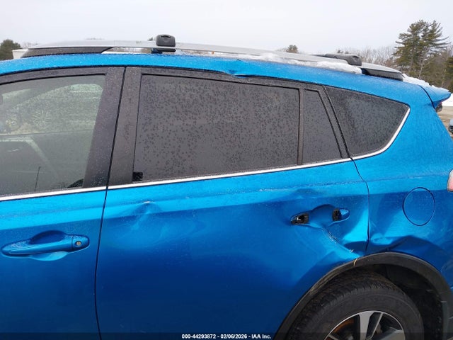 Toyota Rav4 Xle 2017 JTMRFREV8HJ108192 Image 12
