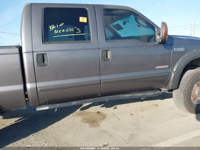 44293905 :رقم المزاد ، 1FTNW21P94EC94843 vin ، 2004 Ford F-250 Lariat/xl/xlt مزاد بيع