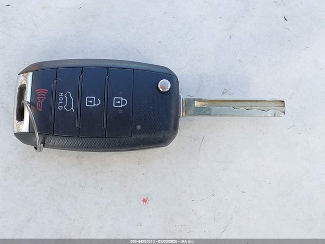 5XYPG4A32GG016134 KIA Sorento 2.4l Lx