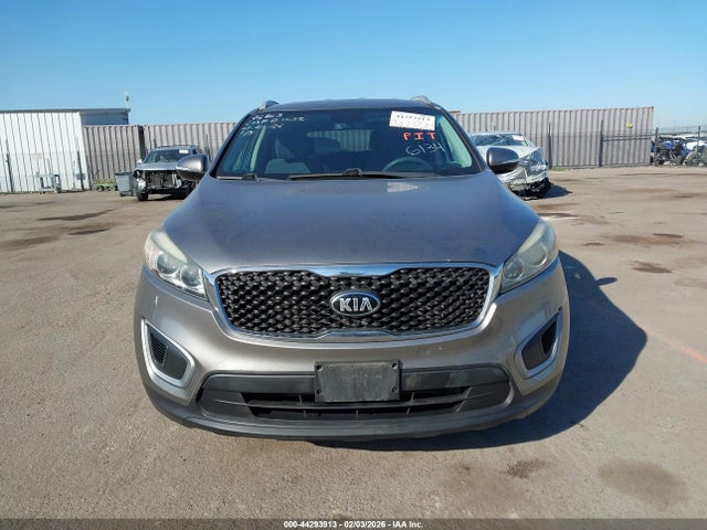 5XYPG4A32GG016134 KIA Sorento 2.4l Lx