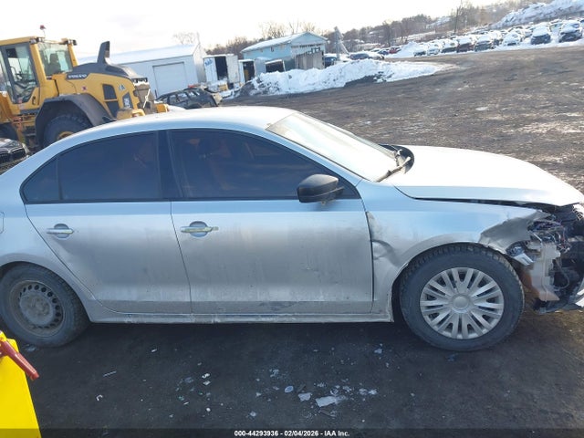 44293936 :رقم المزاد ، 3VW267AJ4GM341039 vin ، 2016 Volkswagen Jetta 1.4t S مزاد بيع
