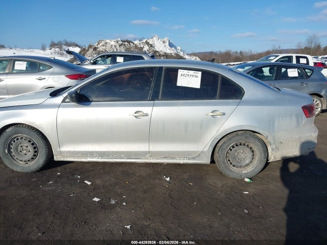 44293936 :رقم المزاد ، 3VW267AJ4GM341039 vin ، 2016 Volkswagen Jetta 1.4t S مزاد بيع