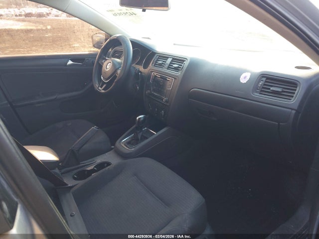 44293936 :رقم المزاد ، 3VW267AJ4GM341039 vin ، 2016 Volkswagen Jetta 1.4t S مزاد بيع
