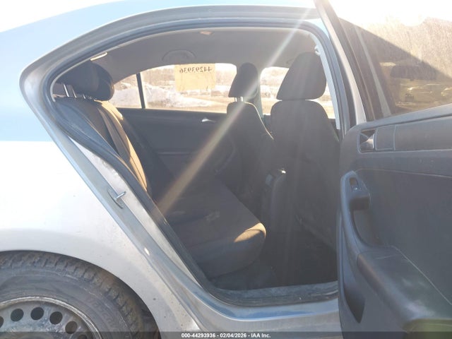 44293936 :رقم المزاد ، 3VW267AJ4GM341039 vin ، 2016 Volkswagen Jetta 1.4t S مزاد بيع