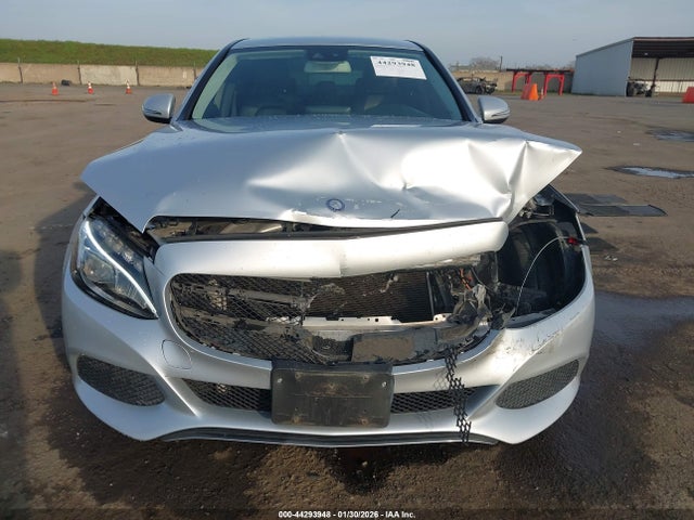 55SWF4JB9GU151347 Mercedes-Benz C 300