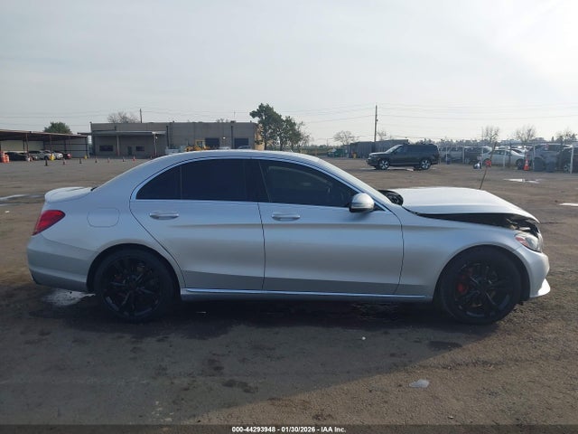 55SWF4JB9GU151347 Mercedes-Benz C 300