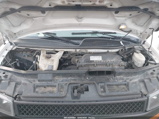 1GCWGBFP7J1254001 Chevrolet Express 2500 Work Van