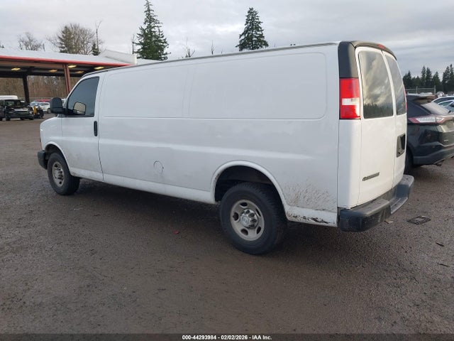 1GCWGBFP7J1254001 Chevrolet Express 2500 Work Van