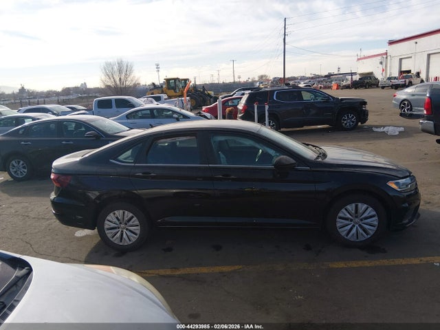44293985 :رقم المزاد ، 3VWC57BU5KM238088 vin ، 2019 Volkswagen Jetta 1.4t R-line/1.4t S/1.4t Se مزاد بيع