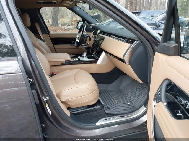 SALKPBFU8SA277737 Land Rover Range Rover P400 Se 7 Seat