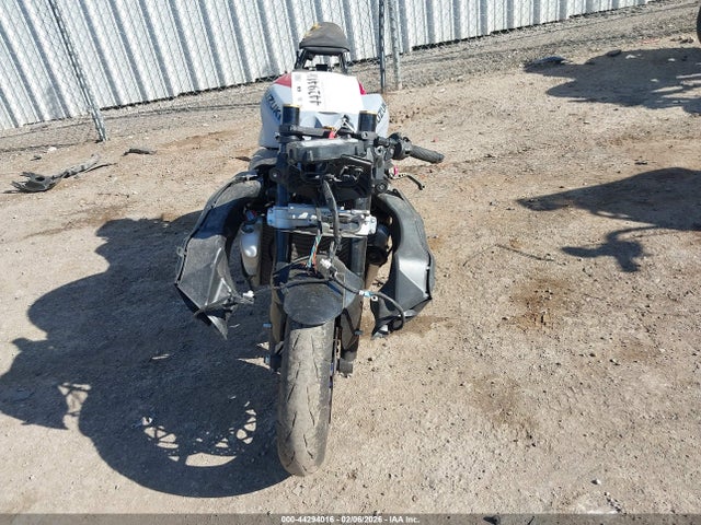 JS1DM11B8S7100329 Suzuki GSX-R1000