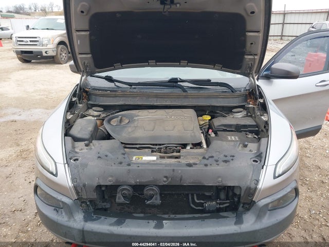 2015 JEEP CHEROKEE 1C4PJMBS5FW756592 Photo 9