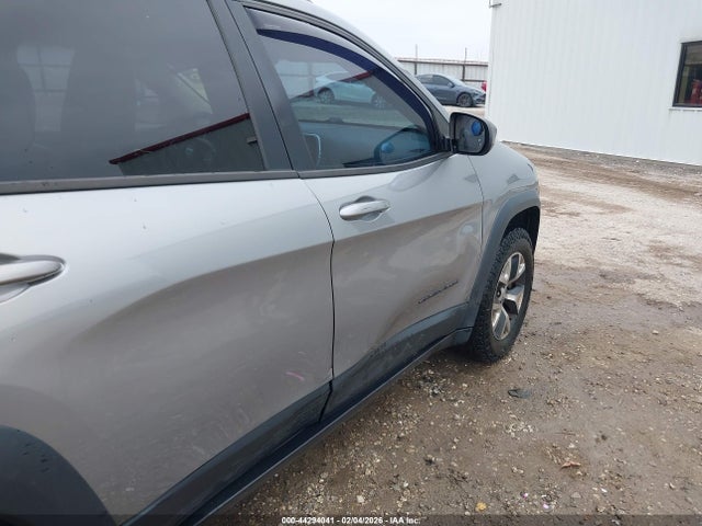 2015 JEEP CHEROKEE 1C4PJMBS5FW756592 Photo 5