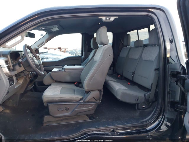 1FT8X2BN5PEE13211 Ford F-250 Xlt