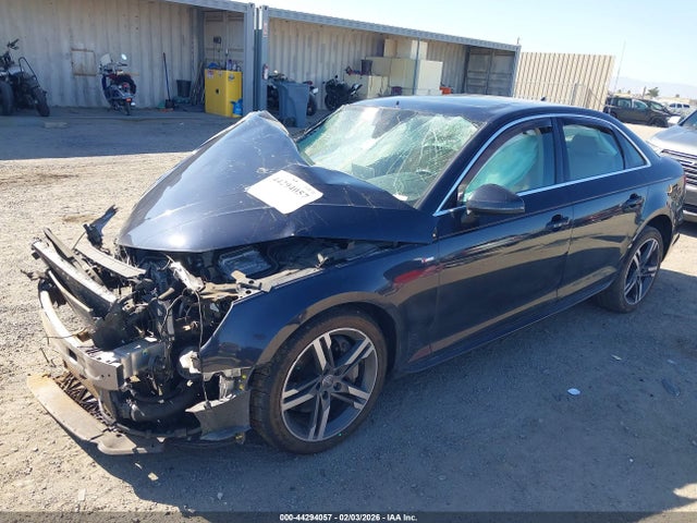 2017 AUDI A4 WAUENAF4XHN069619 Photo 1