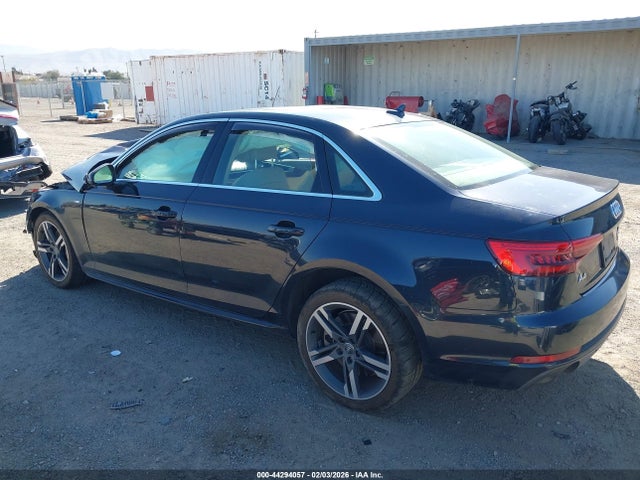 2017 AUDI A4 WAUENAF4XHN069619 Photo 2