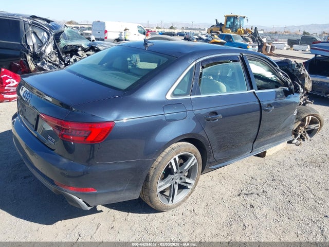 2017 AUDI A4 WAUENAF4XHN069619 Photo 3