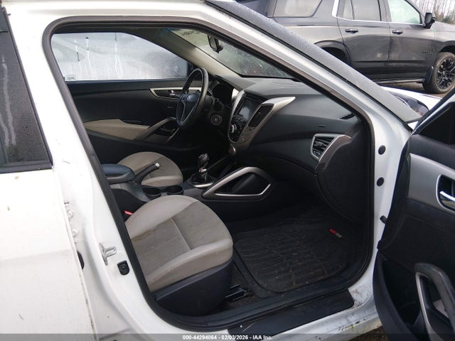 2013 HYUNDAI VELOSTER KMHTC6AD4DU126669 Photo 4