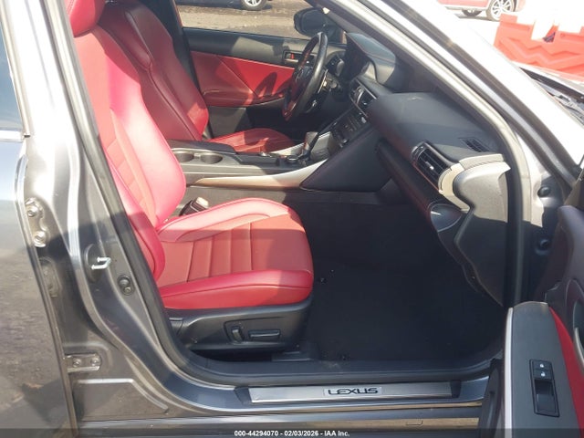2019 LEXUS IS 300 JTHBA1D29K5099655 Photo 4