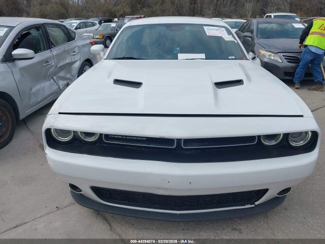 2C3CDZAG7KH751276 Dodge Challenger Sxt
