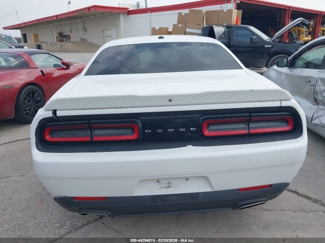 2C3CDZAG7KH751276 Dodge Challenger Sxt