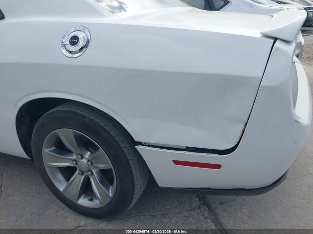 2C3CDZAG7KH751276 Dodge Challenger Sxt