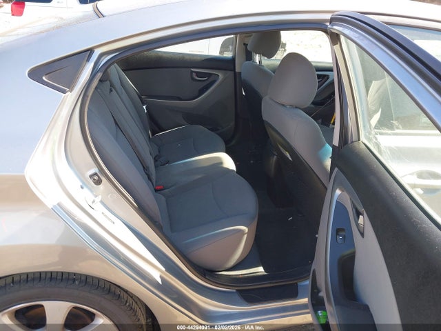 Hyundai ELANTRA SE 2015 5NPDH4AE9FH581795 Image 8