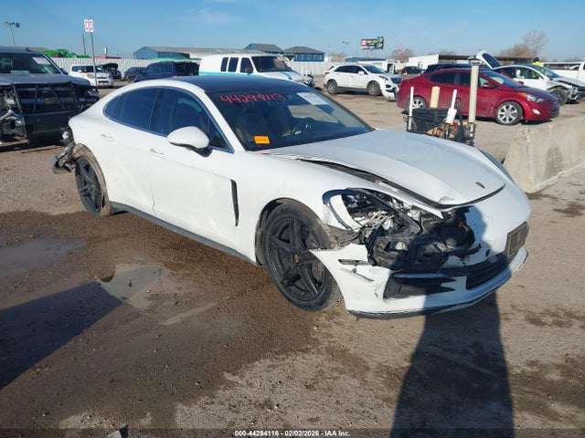 2018 PORSCHE PANAMERA WP0AA2A75JL101673
