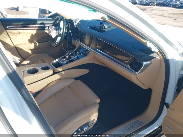 2018 PORSCHE PANAMERA WP0AA2A75JL101673 Photo 4