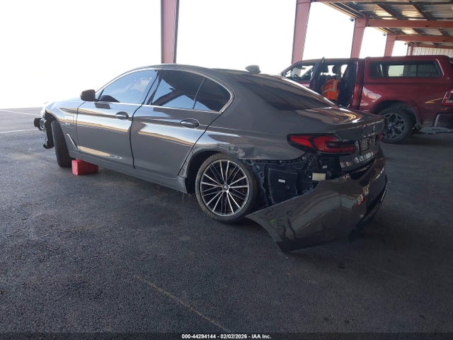 Продажа на аукционе авто 2022 Bmw 530e, vin: WBA13AG07NCK26014, номер лота: 44294144