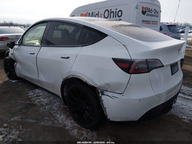 2023 TESLA MODEL Y 7SAYGDEE0PA043159 Photo 2