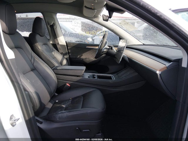 2023 TESLA MODEL Y 7SAYGDEE0PA043159 Photo 4