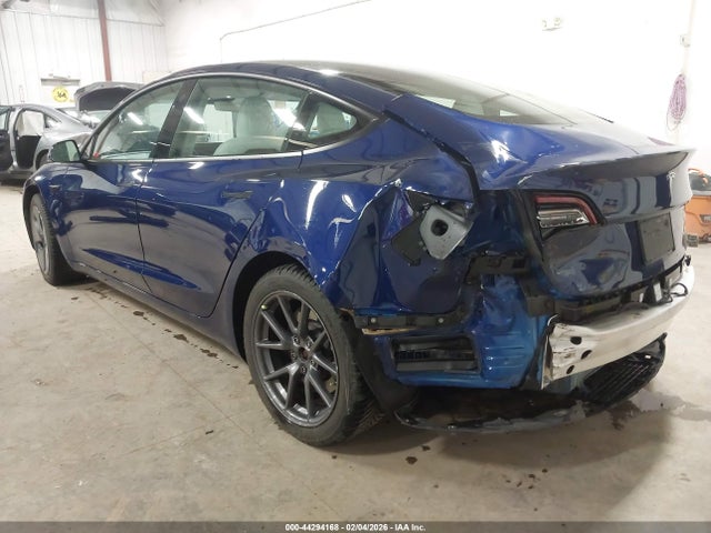 2021 TESLA MODEL 3 5YJ3E1EB7MF020185 Photo 2