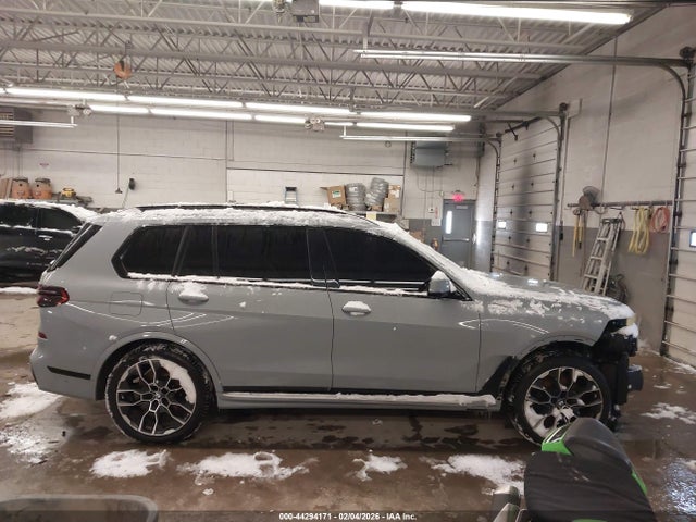 Продаж на аукціоні авто 2023 Bmw X7 Xdrive40i, vin: 5UX23EM04P9P24981, номер лоту: 44294171