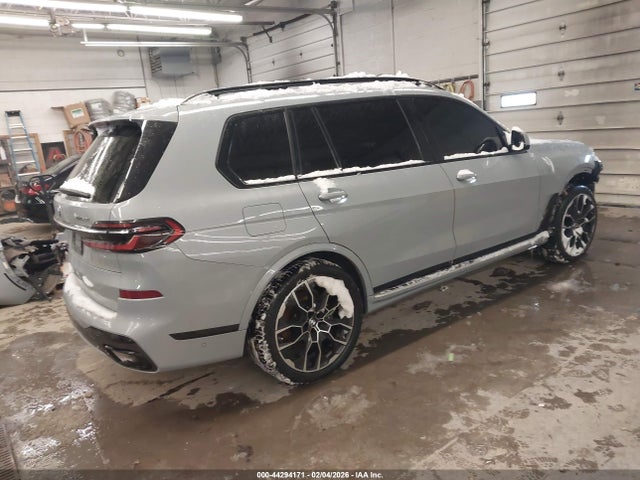 Продаж на аукціоні авто 2023 Bmw X7 Xdrive40i, vin: 5UX23EM04P9P24981, номер лоту: 44294171