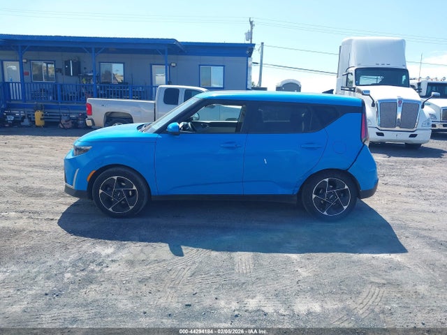KNDJ33AU0P7208671 KIA SOUL EX