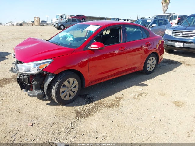 2020 Kia Rio S მანქანა იყიდება აუქციონზე, vin: 3KPA24AD2LE354900, აუქციონის ნომერი: 44294197